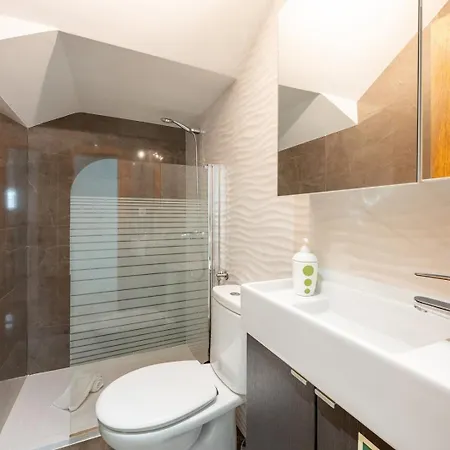 Appartamento Guestready - Pleasant In Encarnacao Lisbona